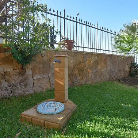 4 Bedroom Awesome In * Brucoli