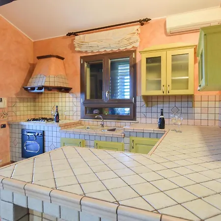 4 Bedroom Awesome In Brucoli