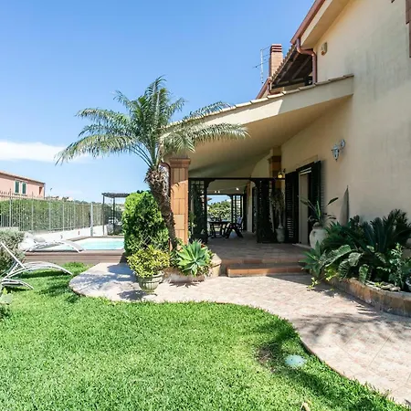 Front In Casa de Férias *