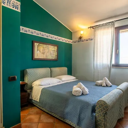 4 Bedroom Awesome In Nyaraló *