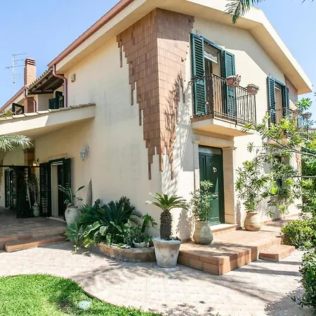 Casa de Férias 4 Bedroom Awesome In *